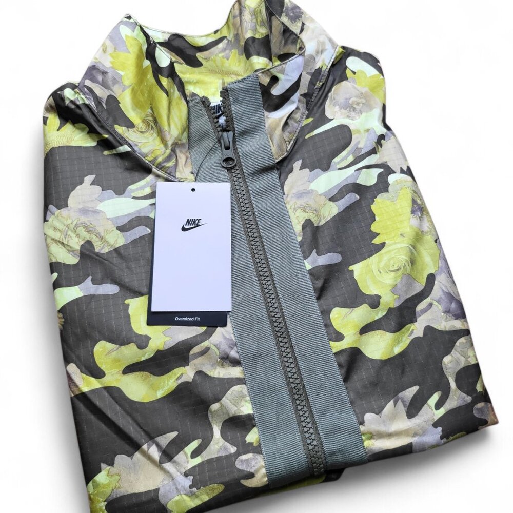 NWT Nike Floral Camo Zip Jacket Cargo Khaki Streetwear Windrunner Size L